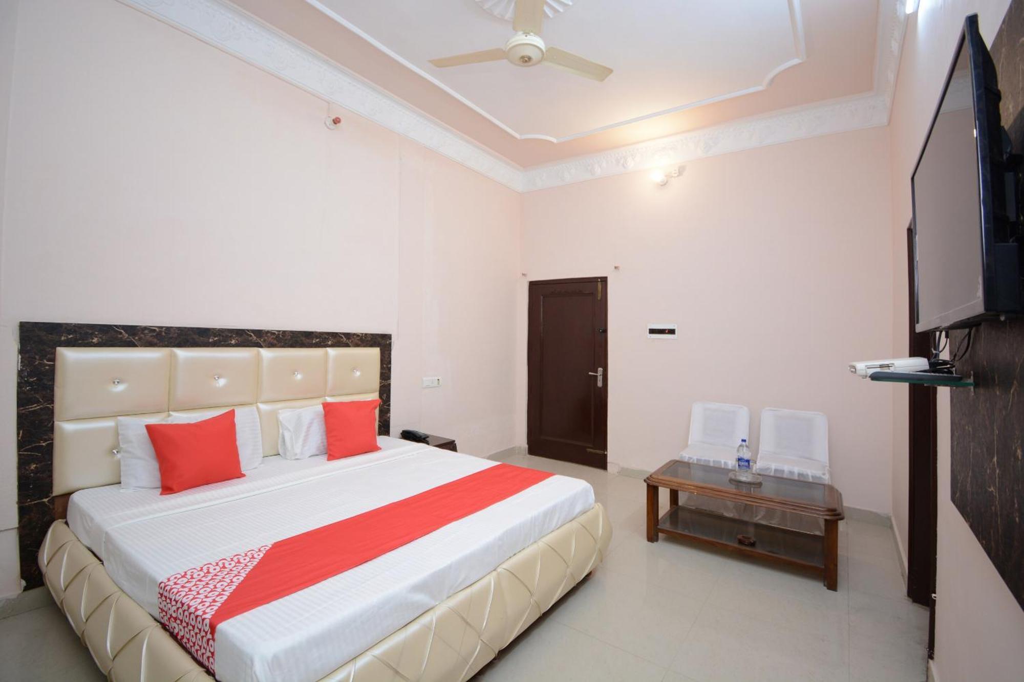 OYO 30358 Hotel Asia Palace Pathānkot Exterior foto