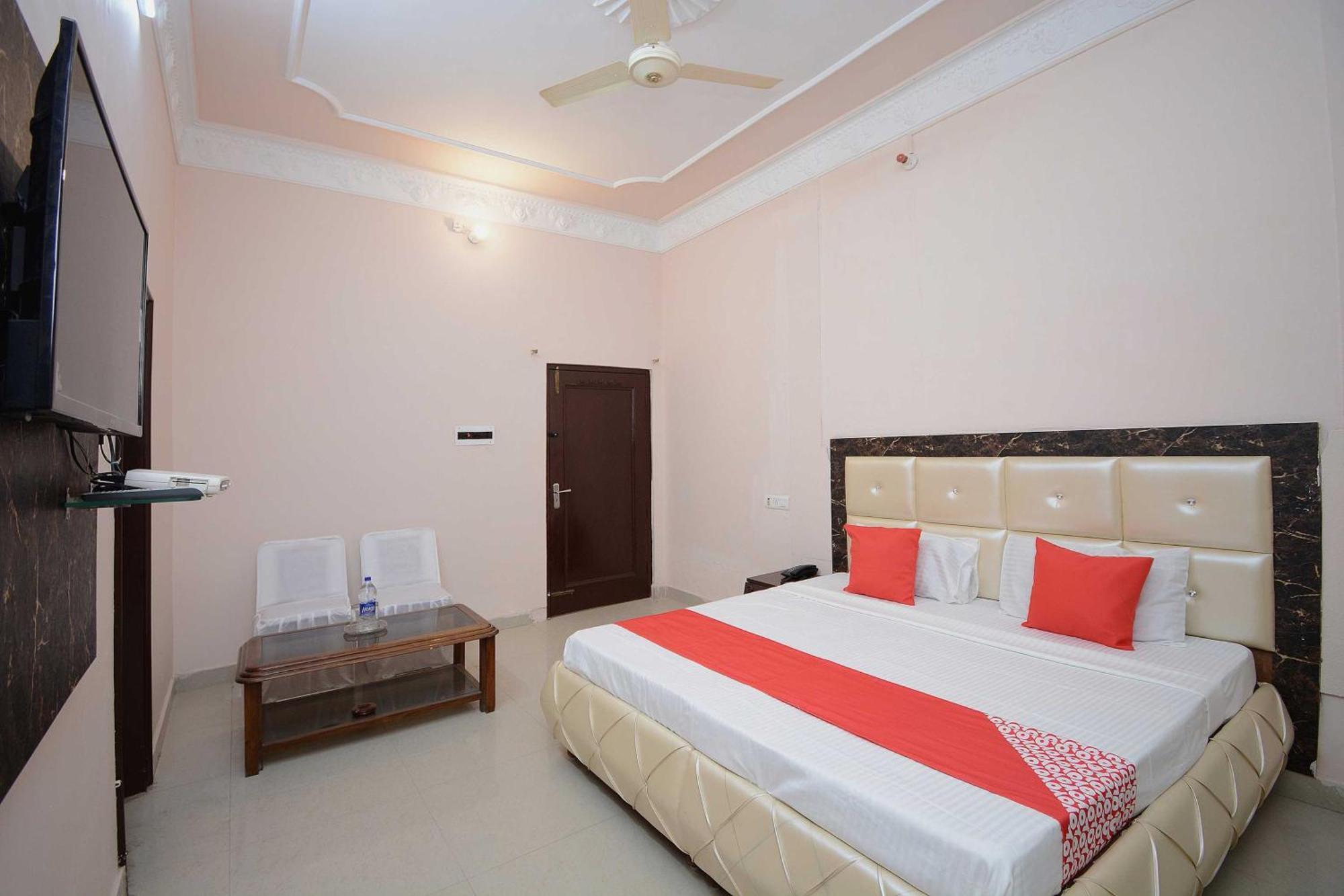 OYO 30358 Hotel Asia Palace Pathānkot Exterior foto