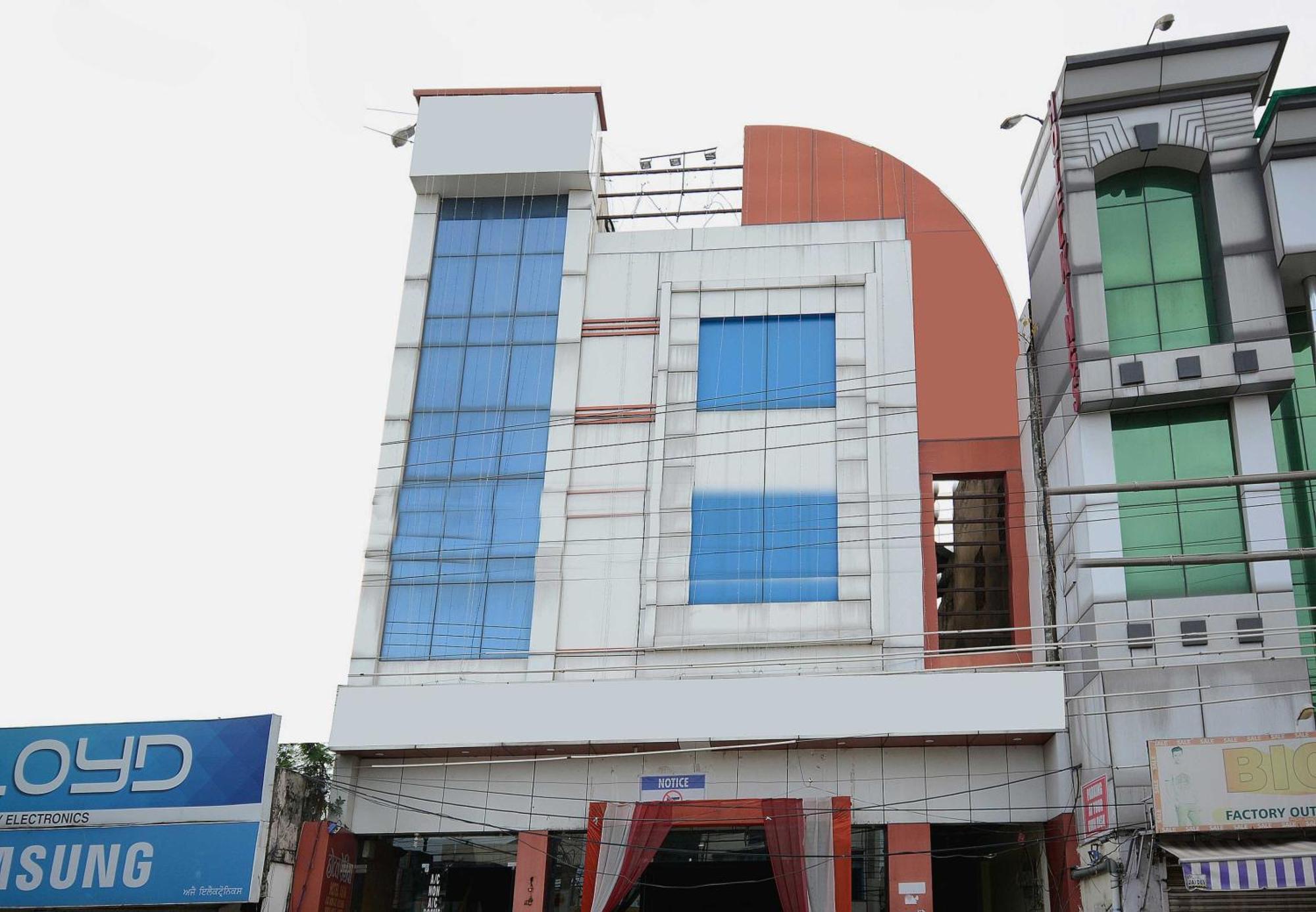 OYO 30358 Hotel Asia Palace Pathānkot Exterior foto