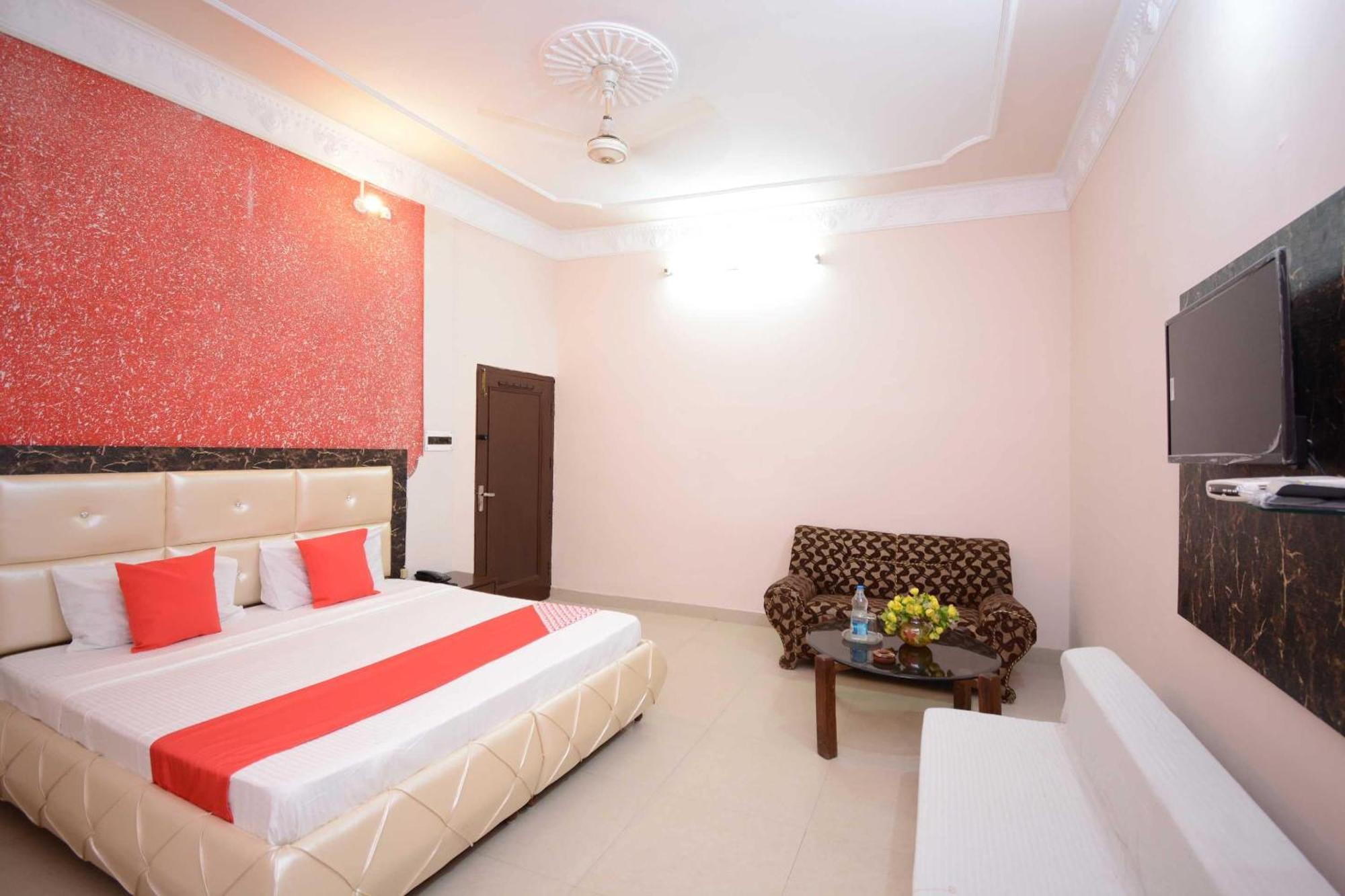 OYO 30358 Hotel Asia Palace Pathānkot Exterior foto
