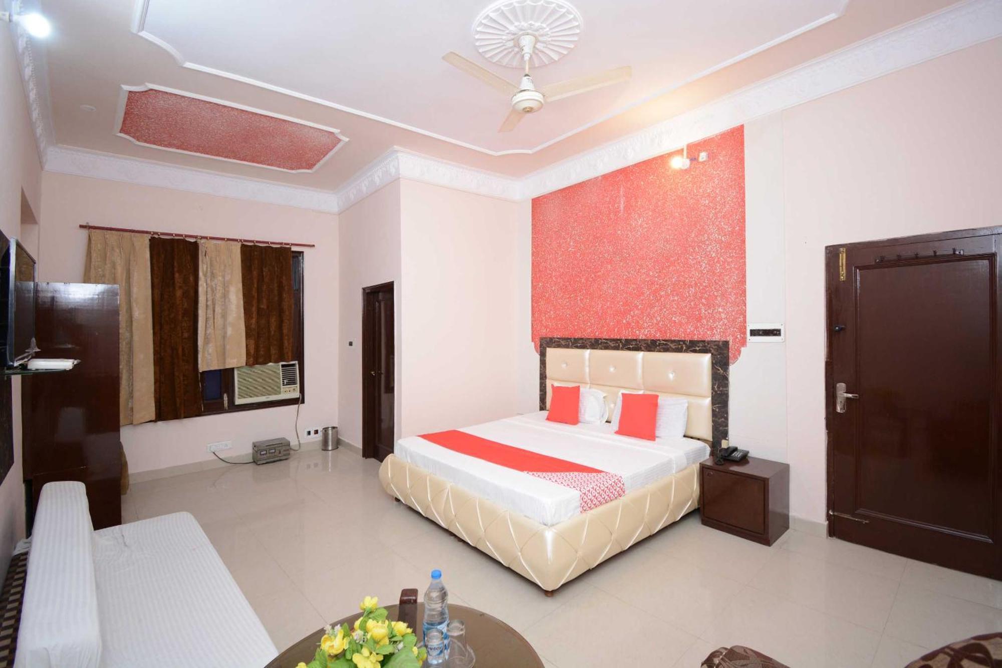 OYO 30358 Hotel Asia Palace Pathānkot Exterior foto